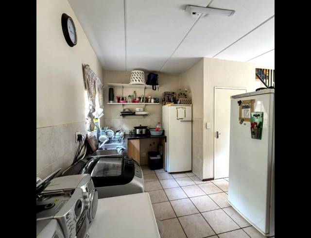 2 BEDROOM TOWNHOUSE FOR SALE IN ZANDSPRUIT